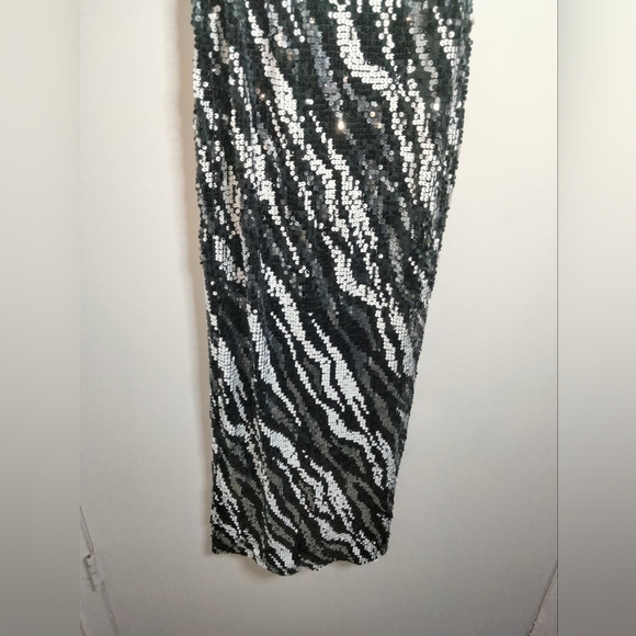 Fashion Nova (Size S) Black & White "Selena" Fully Sequin Maxi Dress (NEW-NWT) - Picture 6 of 14